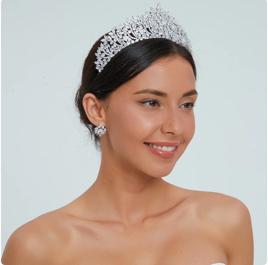 Crystal Bride Crown Tiara – Wedding Prom Party Chain Pendant Headband – Silver